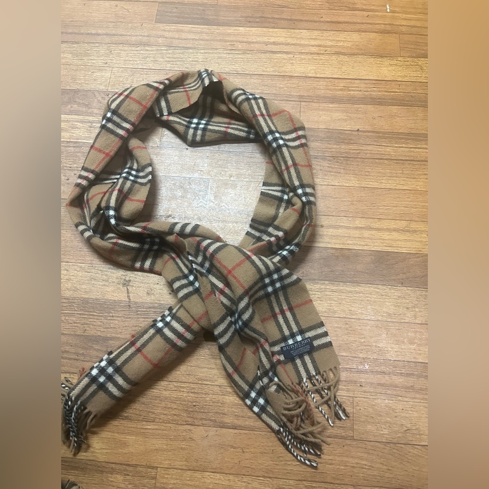 Burberry London Scarf  Inches Beige Nova Check 100% Lambswool Made England